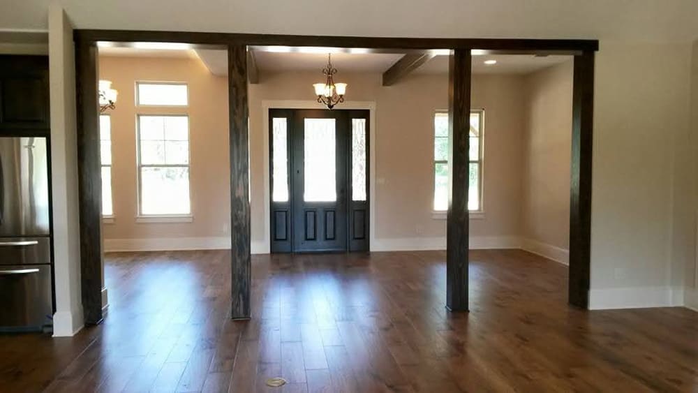 Interior painting with stained columns in San Antonio